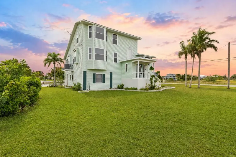 3302 Turks Cap Dr, FL
