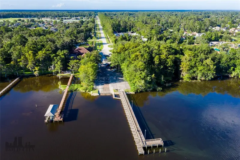 1413 Course View, FL