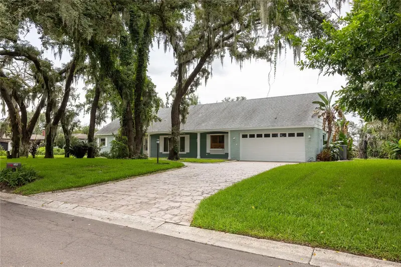 615 Valle Vista Dr, FL