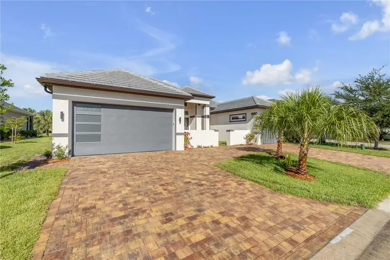 116 Longview Way N, FL