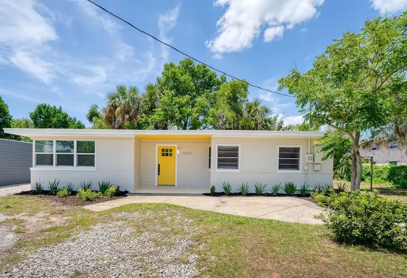 1202 E Caroline St, FL