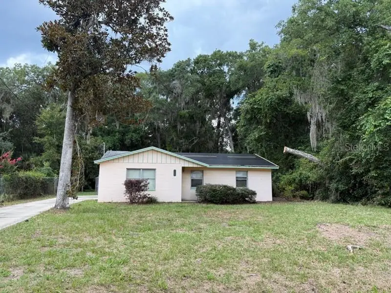 107 Woodlawn Rd, FL