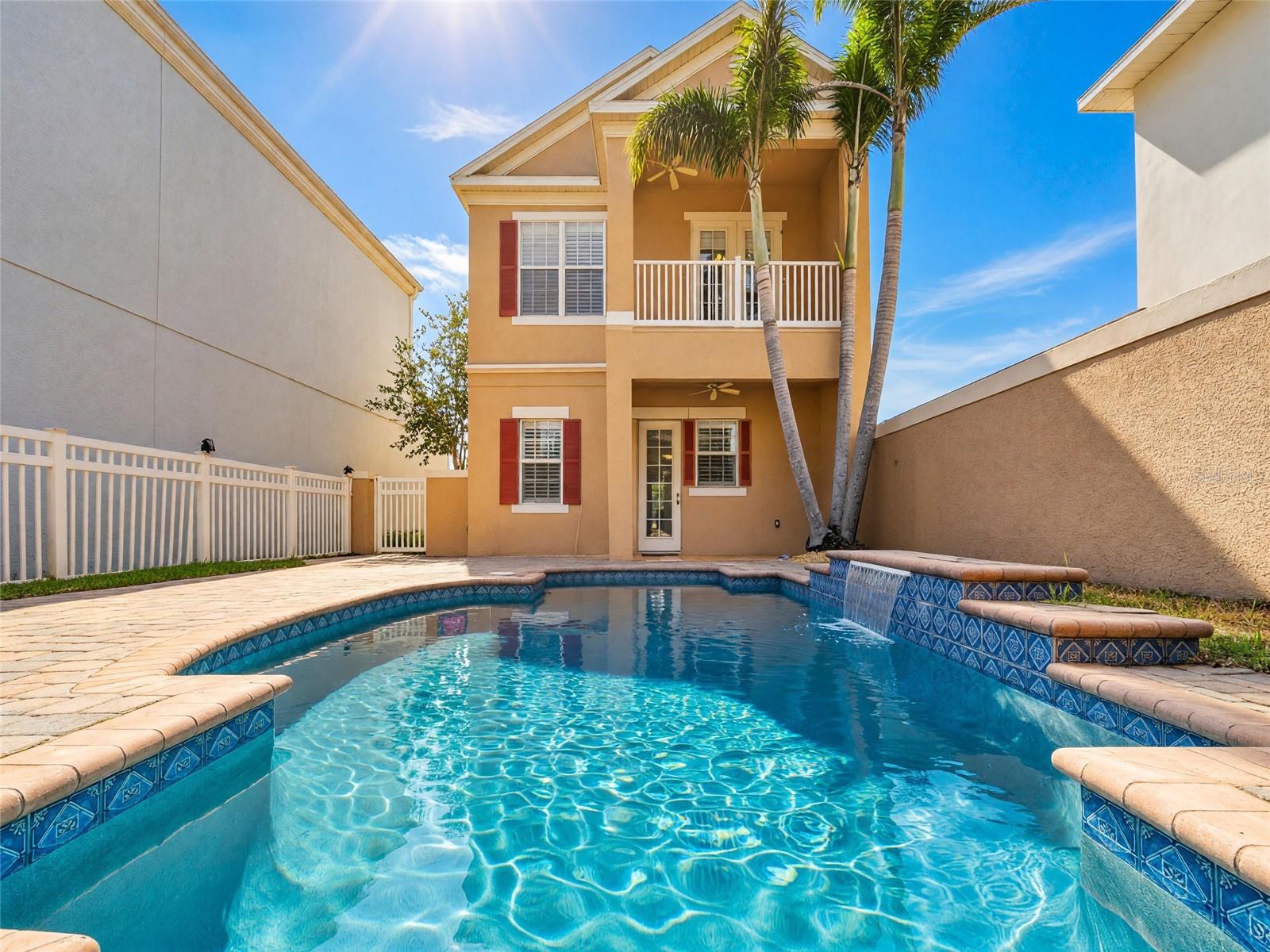 7526 Excitement Dr, FL