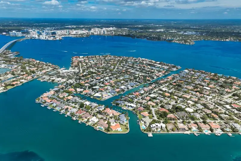338 Bird Key Dr, FL