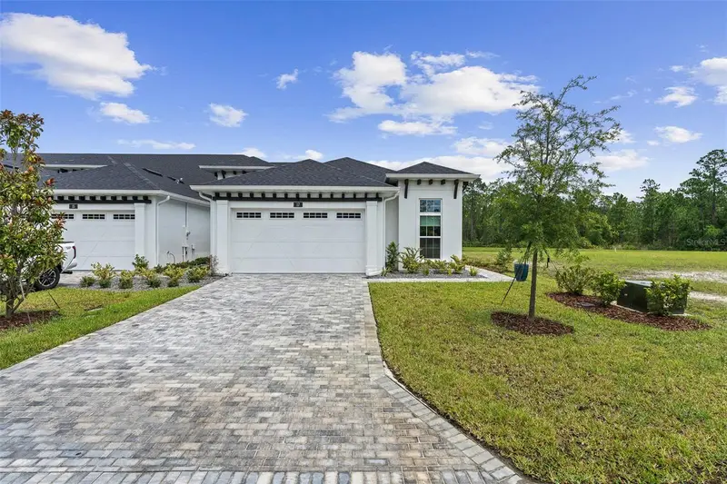 17 Regency Rd, FL