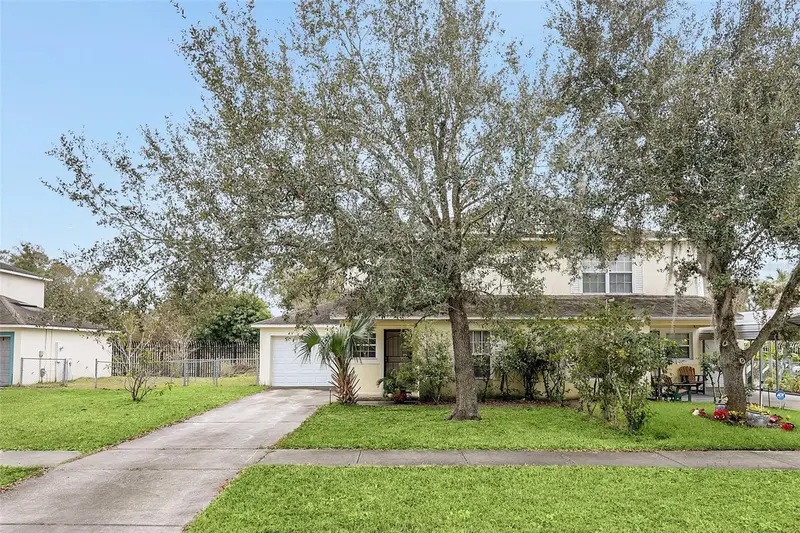 1209 W 6th St, FL