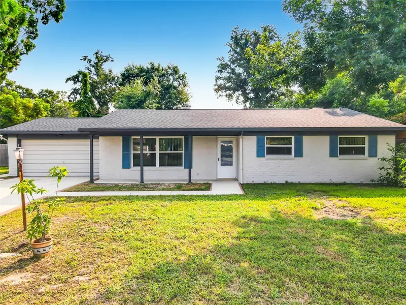 605 Williamsburg Dr, FL