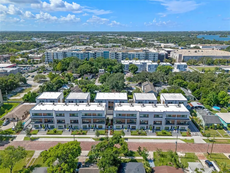 42 W Harding St #C, FL
