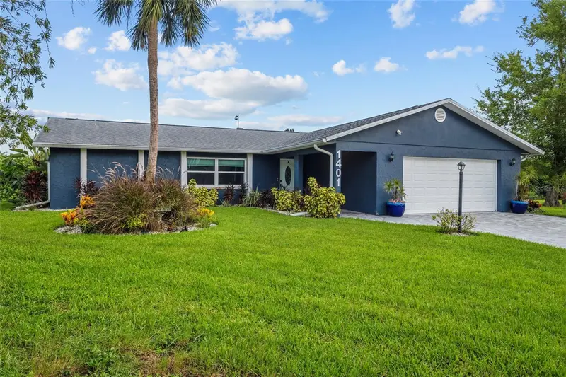 1401 Georgetowne Dr, FL
