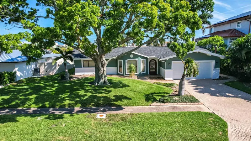 440 Palm Is Se, FL
