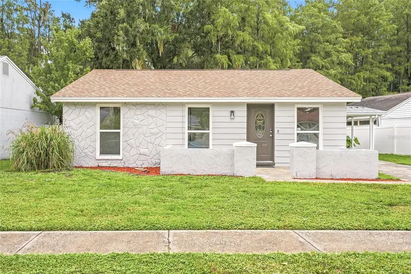 16206 Sagebrush Rd, FL