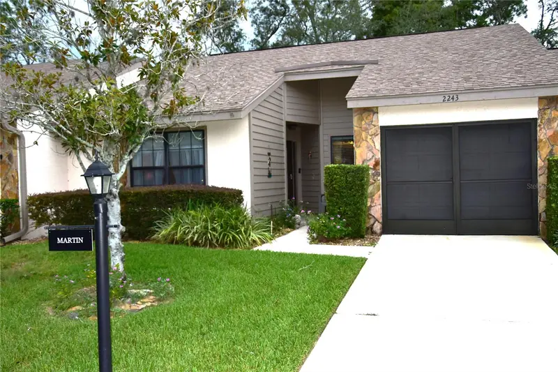 2243 Wyndam Dr, FL