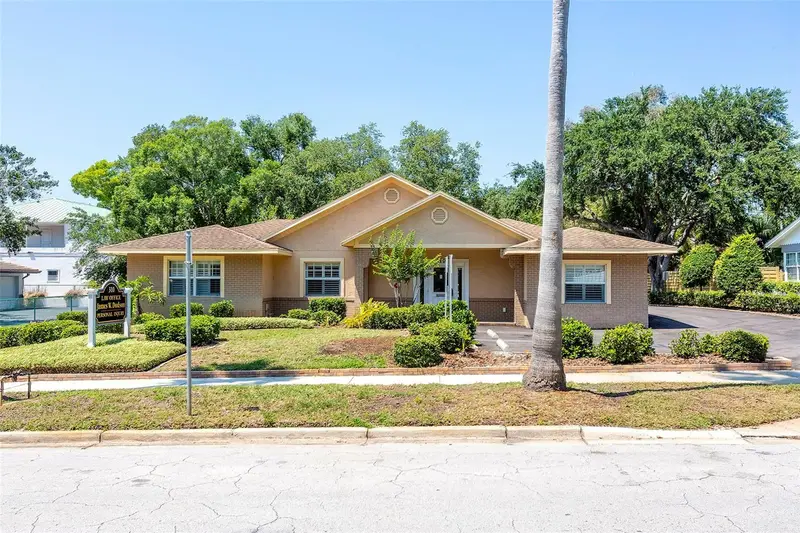310 Wildwood Way, FL