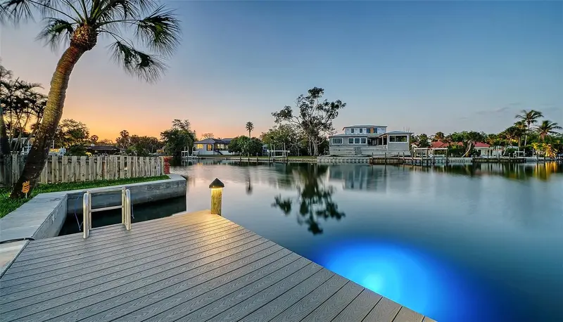 339 Treasure Boat Way, FL