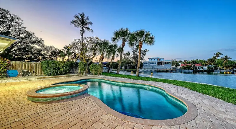 339 Treasure Boat Way, FL