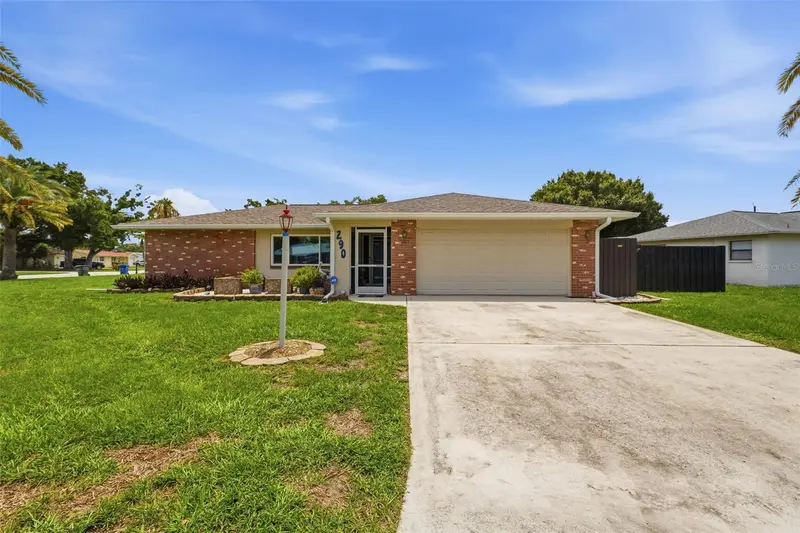 290 Capri Ave, FL