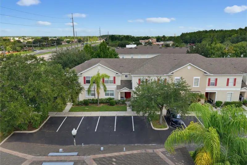 4997 Town Ter S, FL