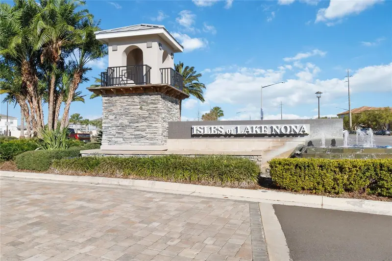 14366 Lanikai Beach Dr, FL