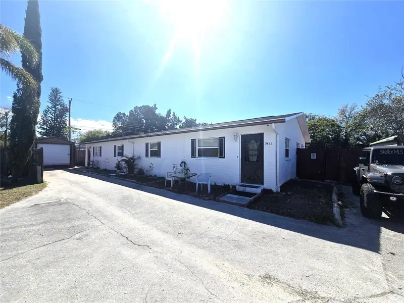 5422 Amy Ln, FL