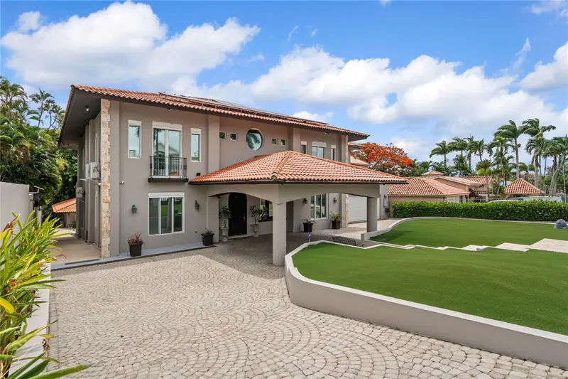 90 Calle Orquidea, PR