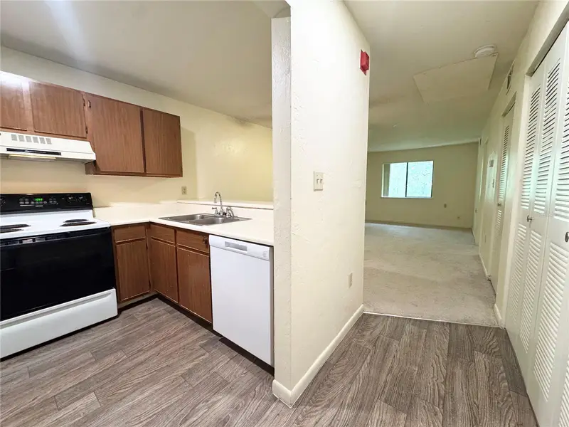 83 Se 16th Ave #E303, FL