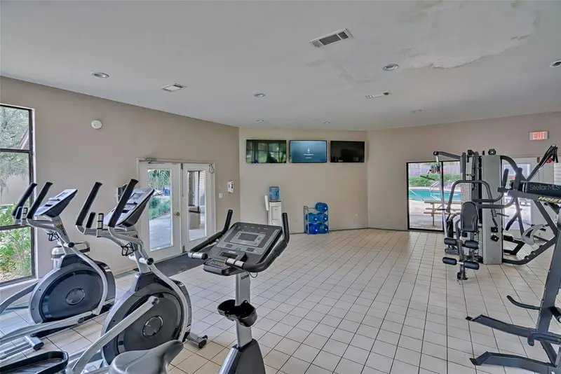 83 Se 16th Ave #E303, FL