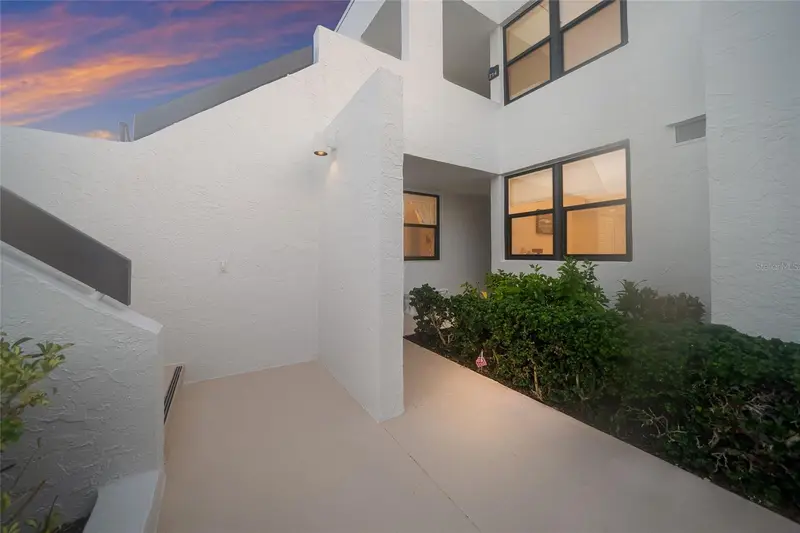 713 Bayport Way #713, FL