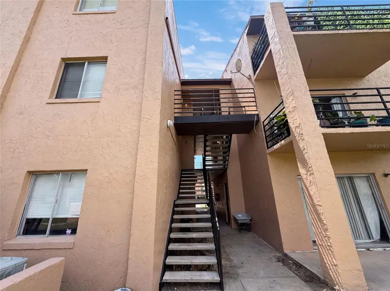 5213 Via Hacienda Cir #307, FL