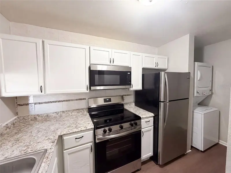 5213 Via Hacienda Cir #307, FL