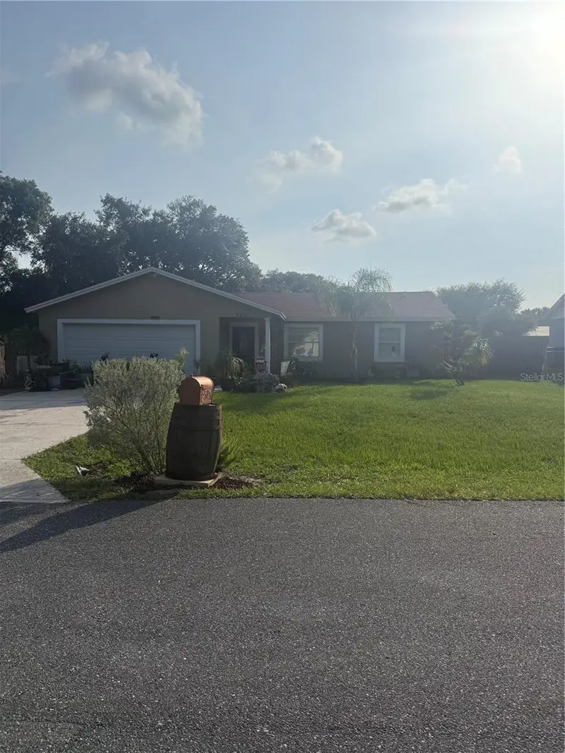 2507 Martha Ln, FL