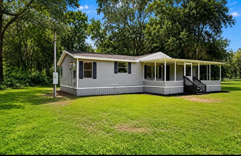 20645 Stewart Rd, FL