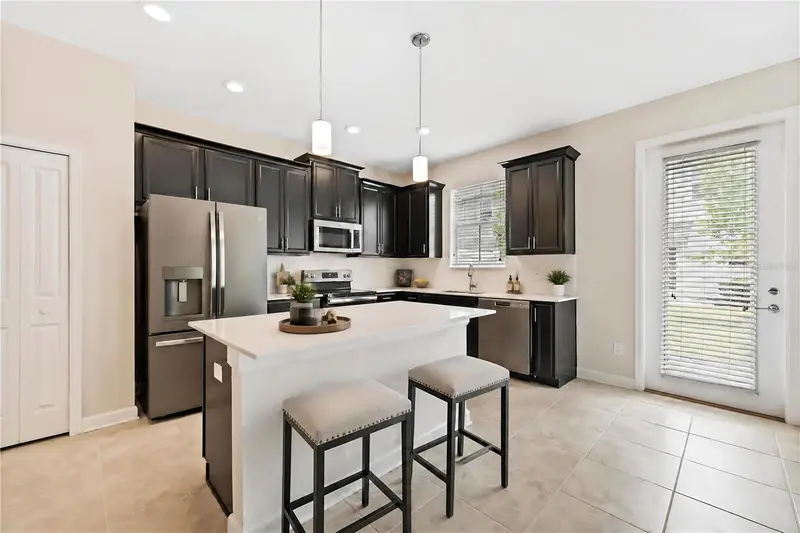 2935 Theme St, FL