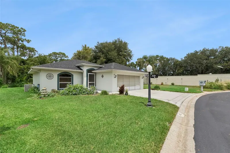 472 Sweetwater Way, FL