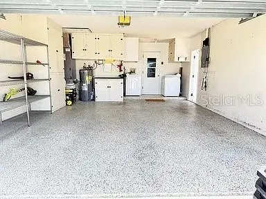 709 Hickory Ln, FL