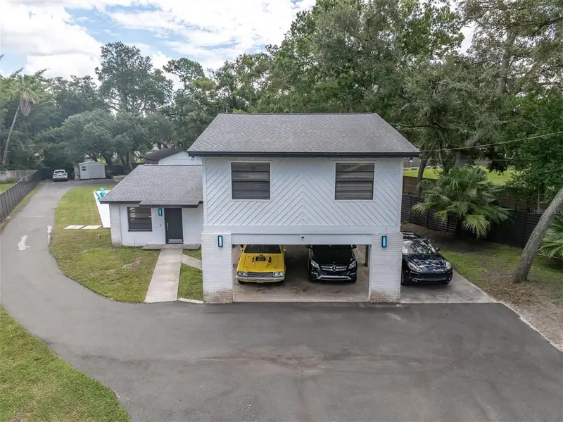 12409 N Boulevard, FL