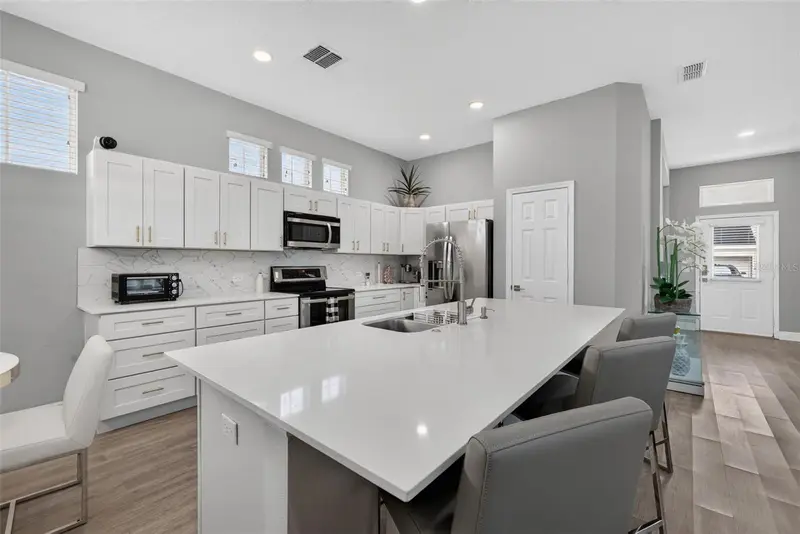 167 Longview Ave, FL