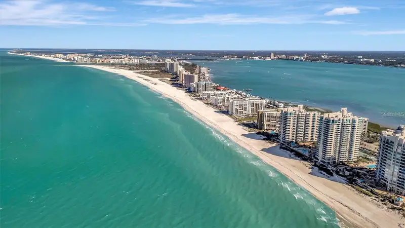 1430 Gulf Blvd #406, FL