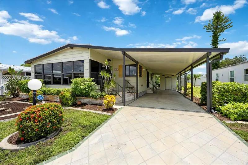 141 Rarotonga Rd, FL