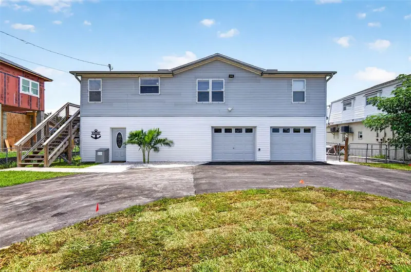 6806 Sea Ranch Dr, FL