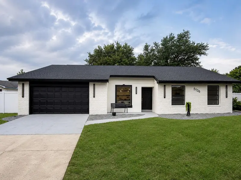 5136 Nadine St, FL