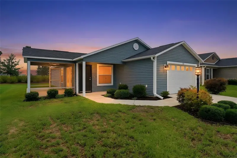 302 Zingale Ln, FL