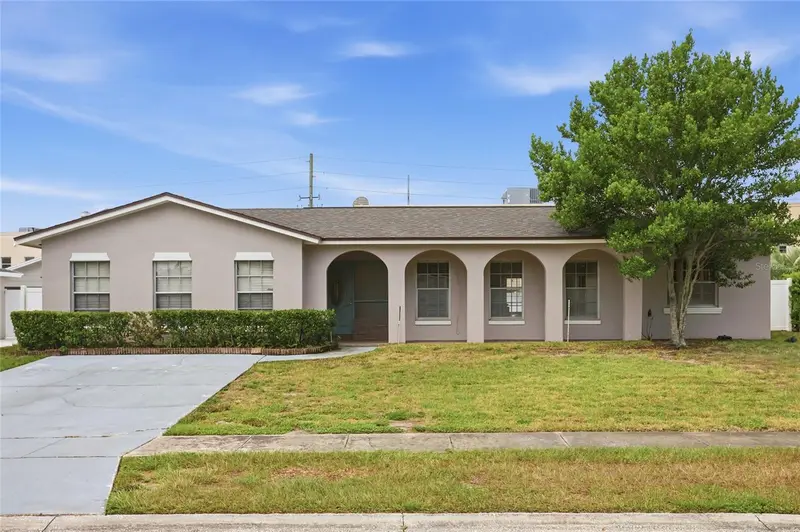 4 Carriage Hill Cir, FL