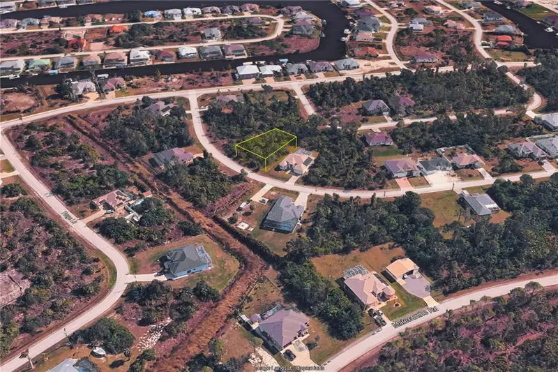 8439 Topeka Cir, FL