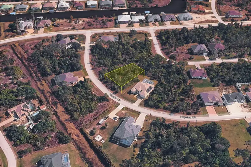 8439 Topeka Cir, FL