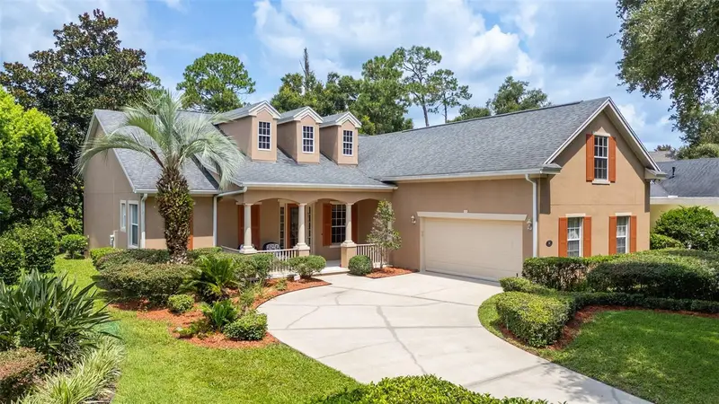 314 W Lake Victoria Cir, FL