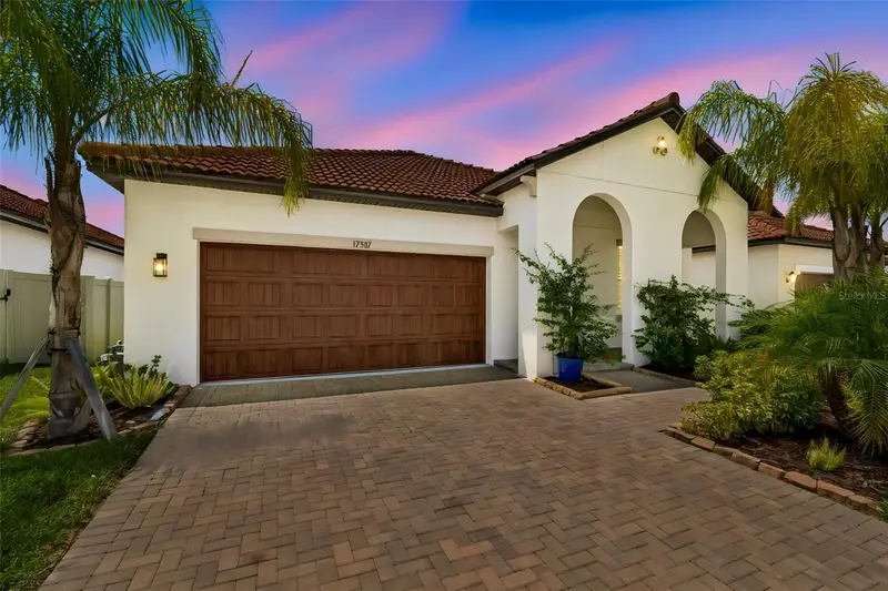 17307 Blue Walk St, FL