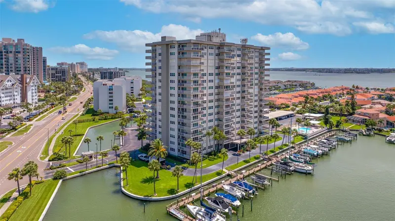 1621 Gulf Blvd #501, FL
