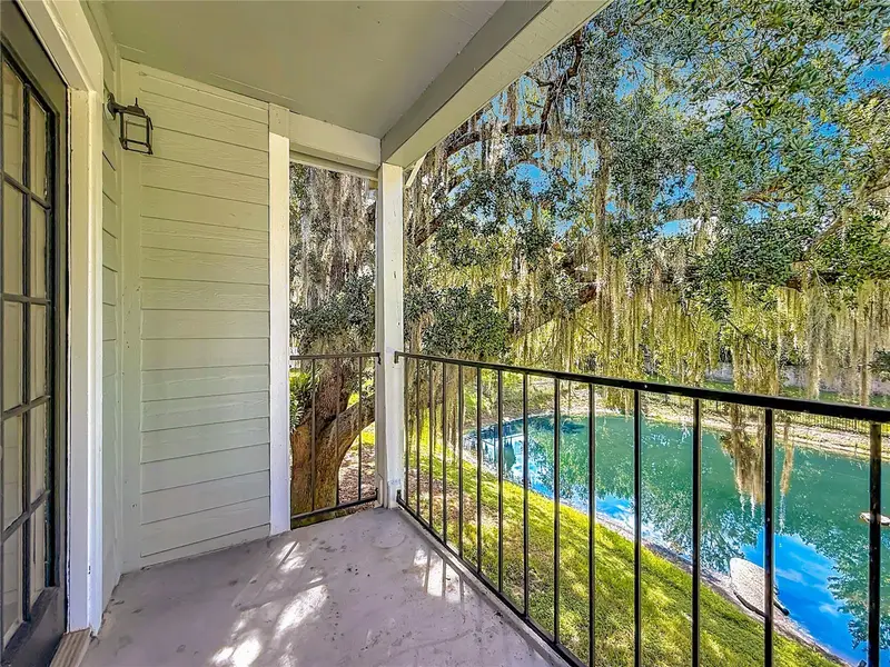 2550 N Alafaya Trl #12205, FL