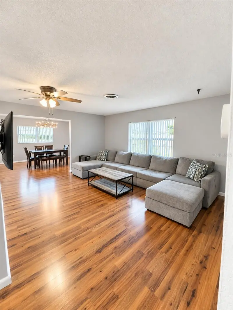 10626 Bresslyn Blvd, FL