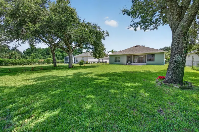 12 Old Creek Cir, FL
